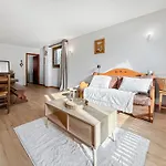 Vue Mont Blanc, Balcon Et Parking Prive Apartment