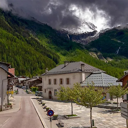 Vue Mont Blanc, Balcon Et Parking Prive Apartment